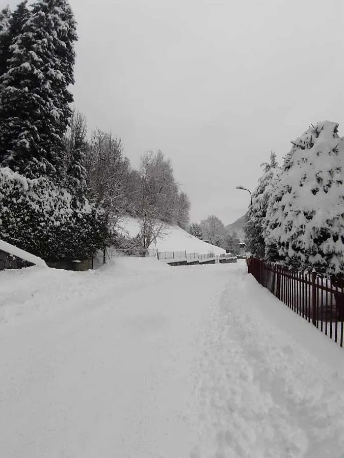 Apartment Immersed In The Snow Near Ski Resorts Cassina Valsassina