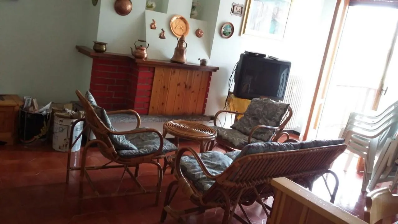 Apartment Immersed In The Snow Near Ski Resorts Cassina Valsassina Italy