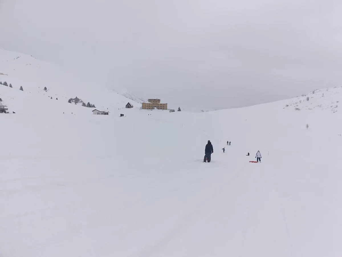 Apartment Immersed In The Snow Near Ski Resorts Cassina Valsassina
