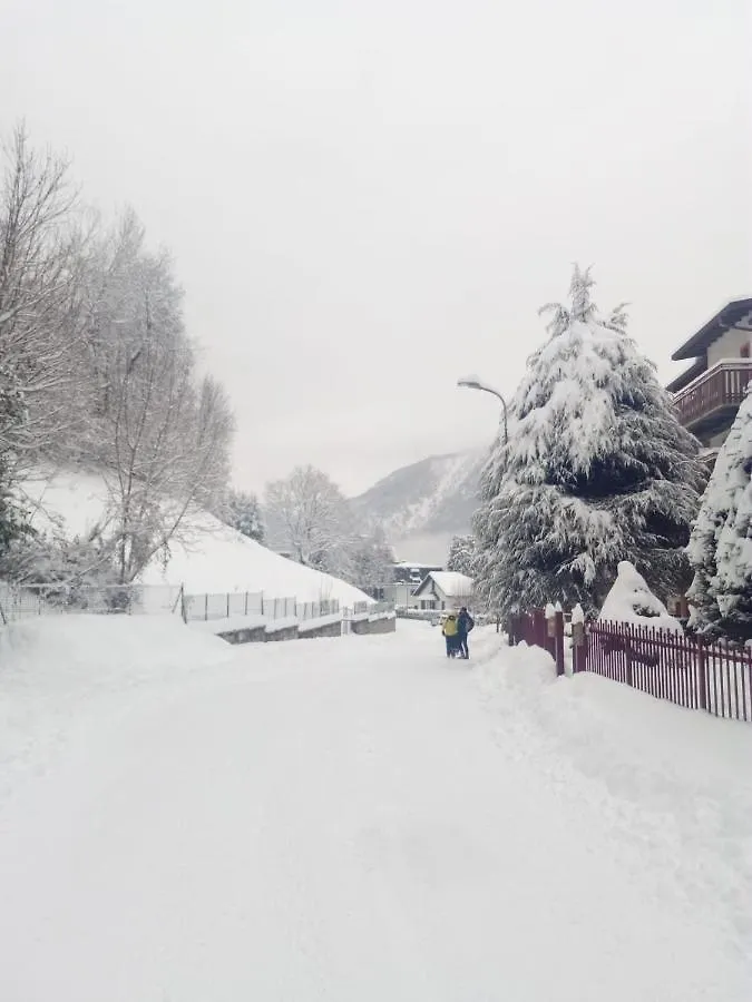 Apartment Immersed In The Snow Near Ski Resorts Cassina Valsassina Italy
